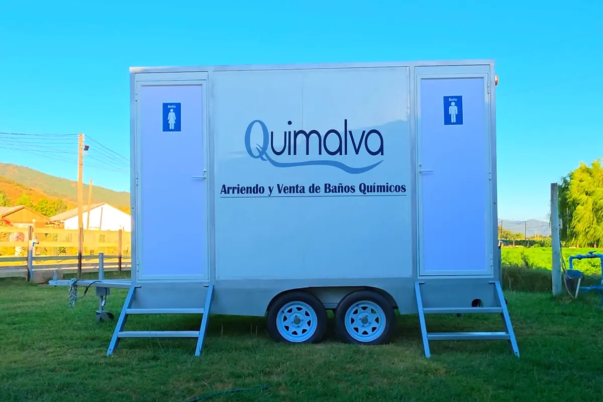 Remolque de baños VIP de Quimalva